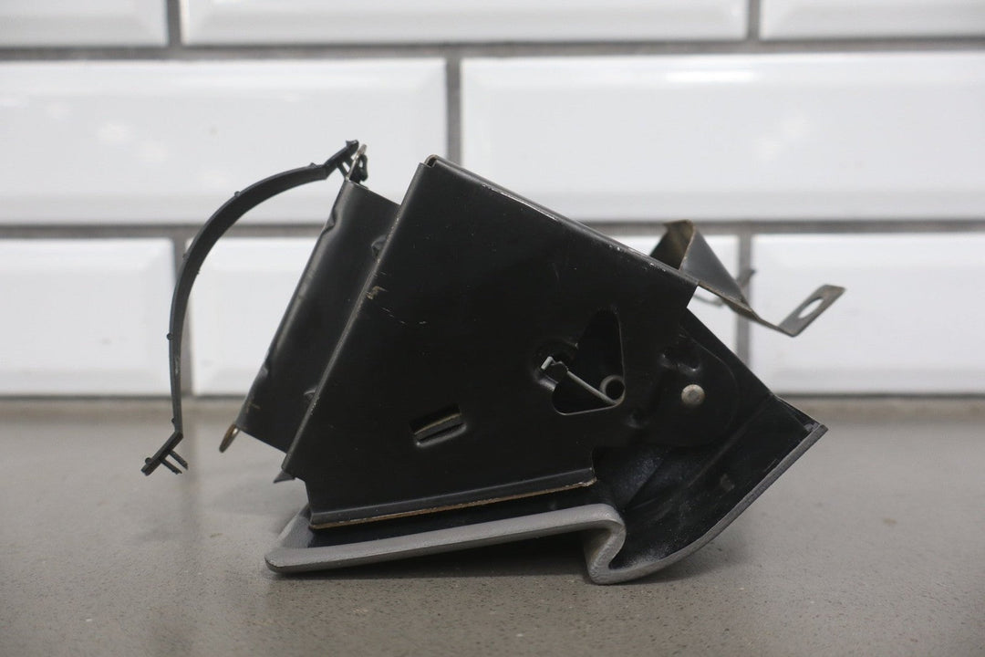 88 - 94 Chevy C/K Truck GMT400 OEM Ashtray Assembly Grey