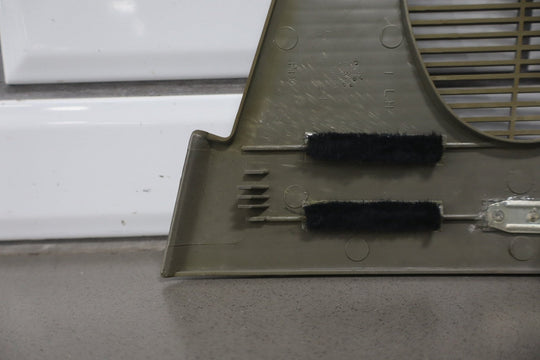 88 - 94 Chevy GMC C/K Truck GMT400 Dash Speaker Grills Left/Right Pair