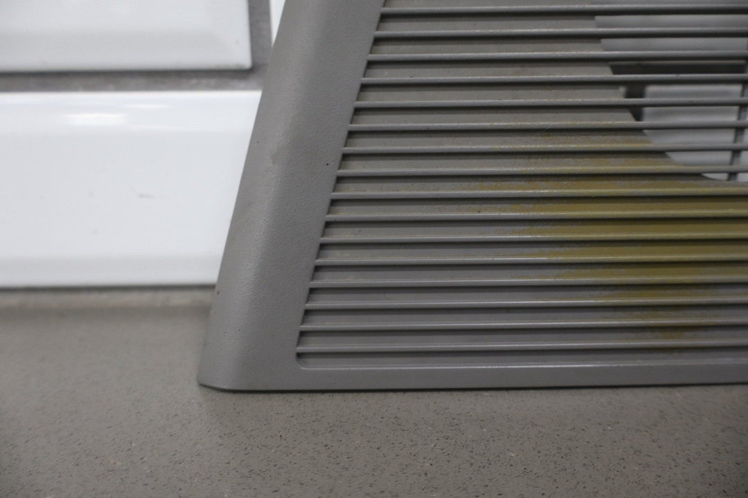 88 - 94 Chevy GMC C/K Truck GMT400 Dash Speaker Grills Left/Right Pair