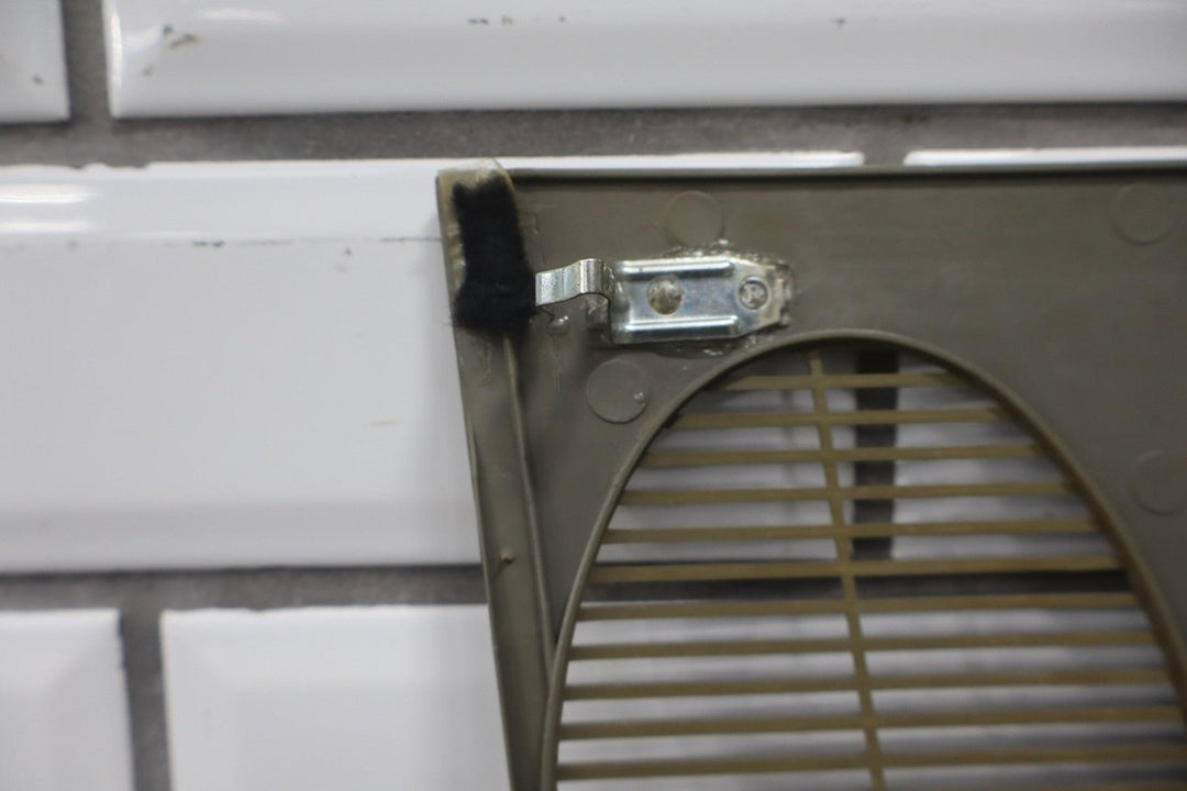 88 - 94 Chevy GMC C/K Truck GMT400 Dash Speaker Grills Left/Right Pair