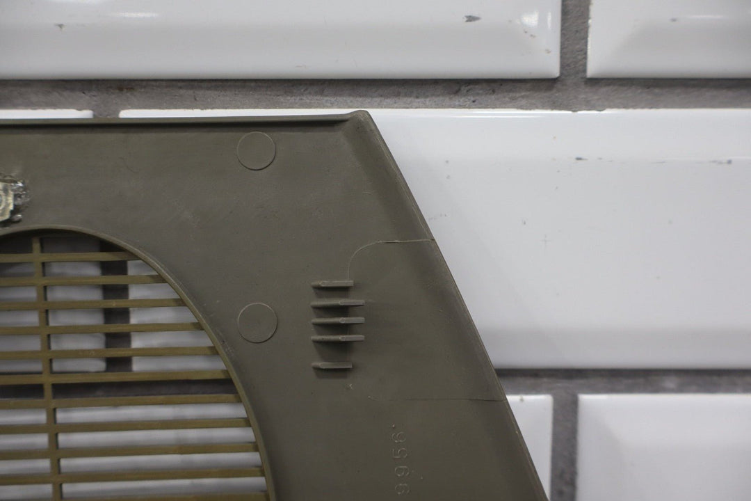 88 - 94 Chevy GMC C/K Truck GMT400 Dash Speaker Grills Left/Right Pair