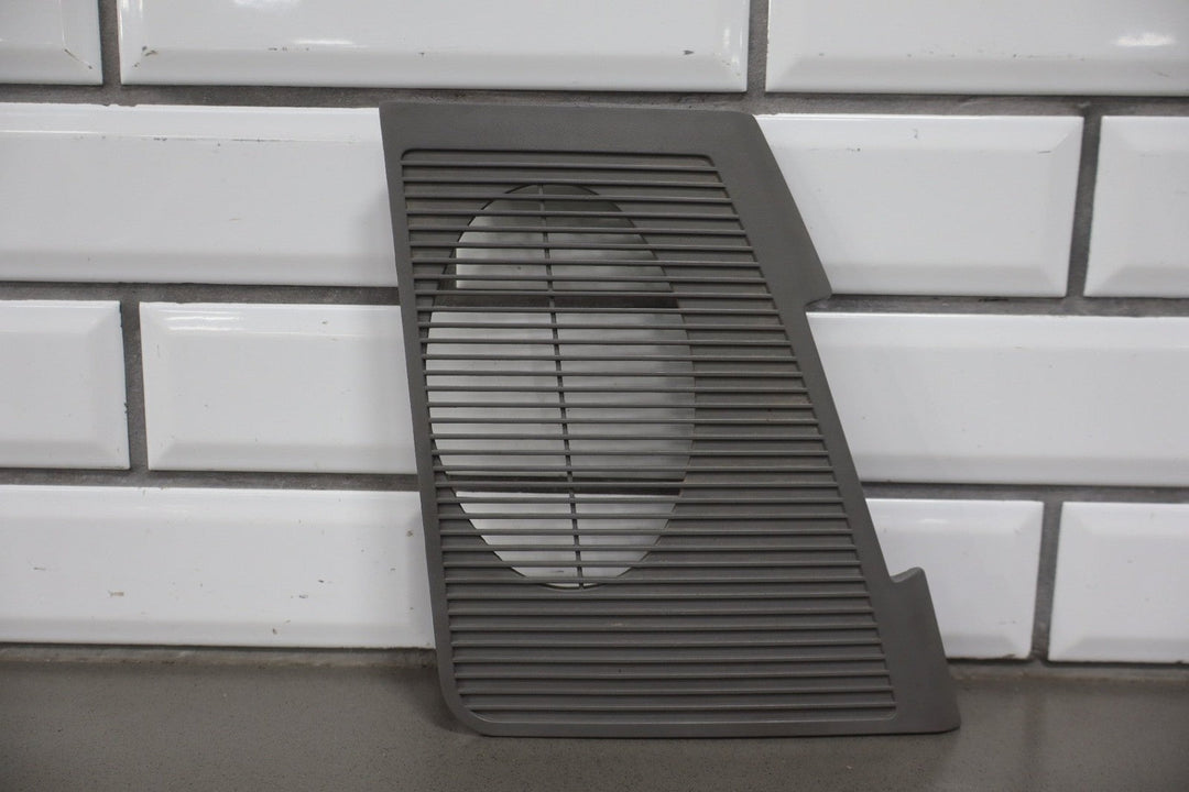 88 - 94 Chevy GMC C/K Truck GMT400 Dash Speaker Grills Left/Right Pair