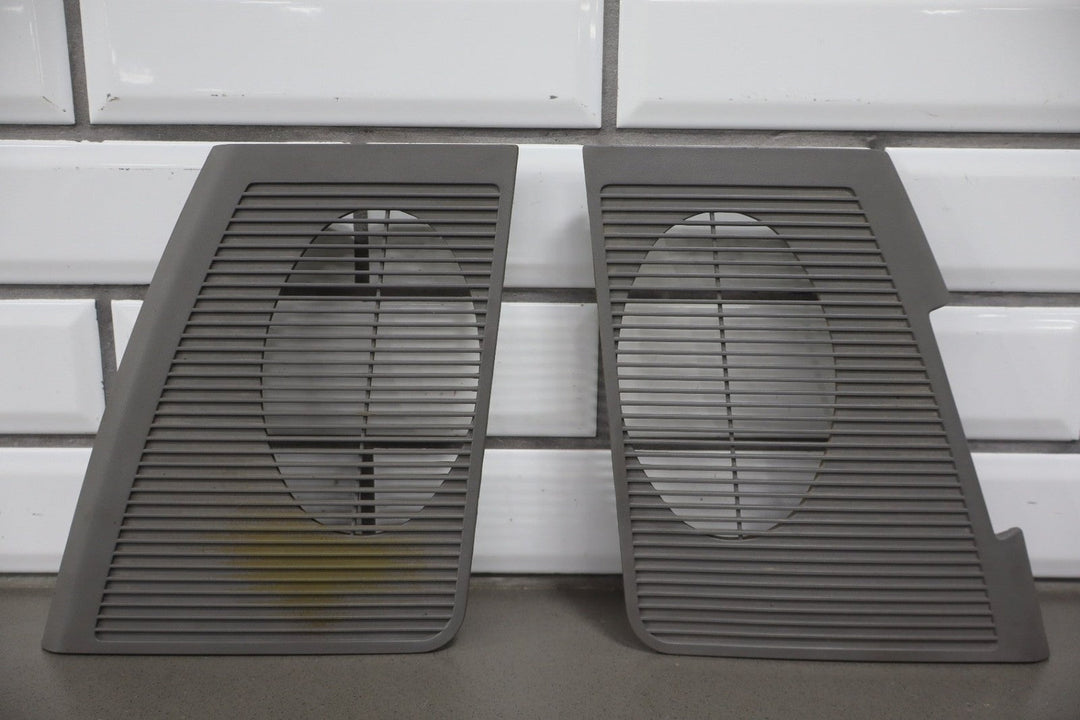 88 - 94 Chevy GMC C/K Truck GMT400 Dash Speaker Grills Left/Right Pair
