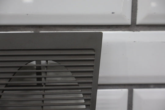 88 - 94 Chevy GMC C/K Truck GMT400 Dash Speaker Grills Left/Right Pair