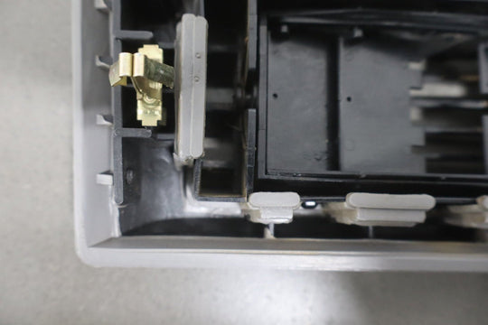 88 - 94 Chevy GMC C/K Truck GMT400 Right RH Dash Vent Gray OEM