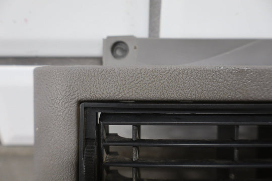 88 - 94 Chevy GMC C/K Truck GMT400 Right RH Dash Vent Gray OEM