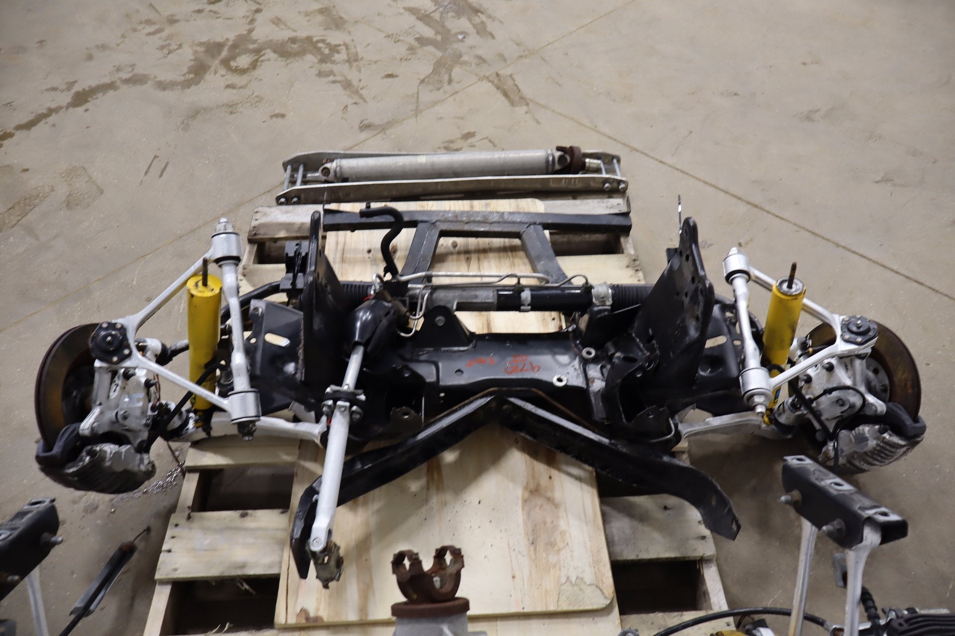 88-96 Corvette C4 - Front & Rear Suspension Dropouts W/ 2.73 Dana 36 Carrier