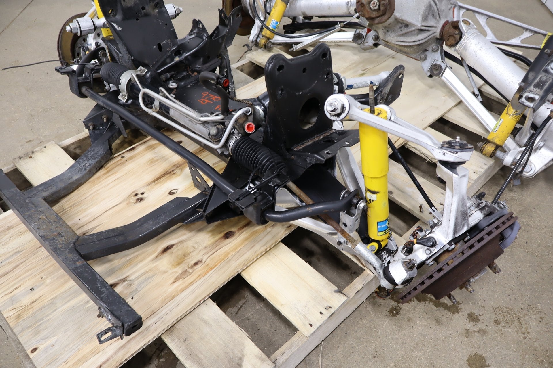 88-96 Corvette C4 - Front & Rear Suspension Dropouts W/ 2.73 Dana 36 Carrier