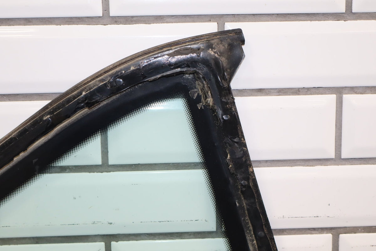 88-96 Pontiac Grand Prix Coupe Left Quarter Glass Sail