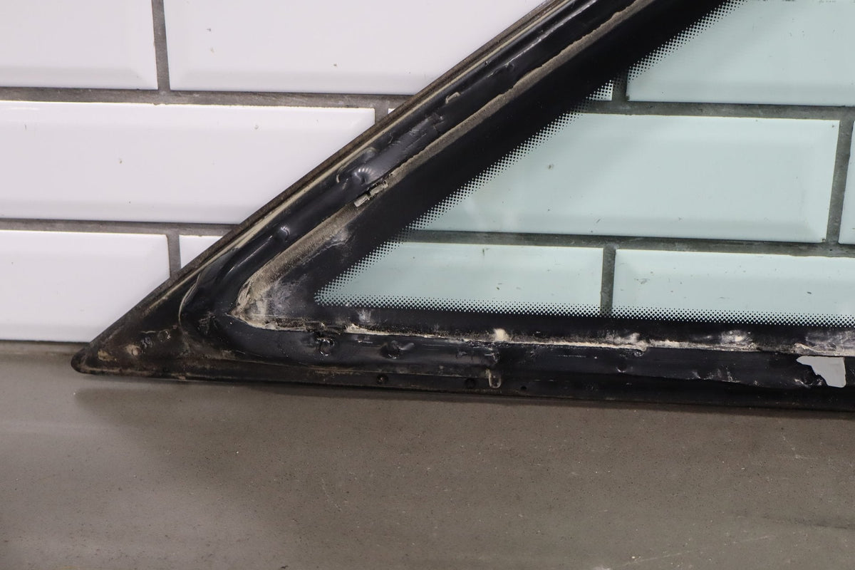 88-96 Pontiac Grand Prix Coupe Left Quarter Glass Sail
