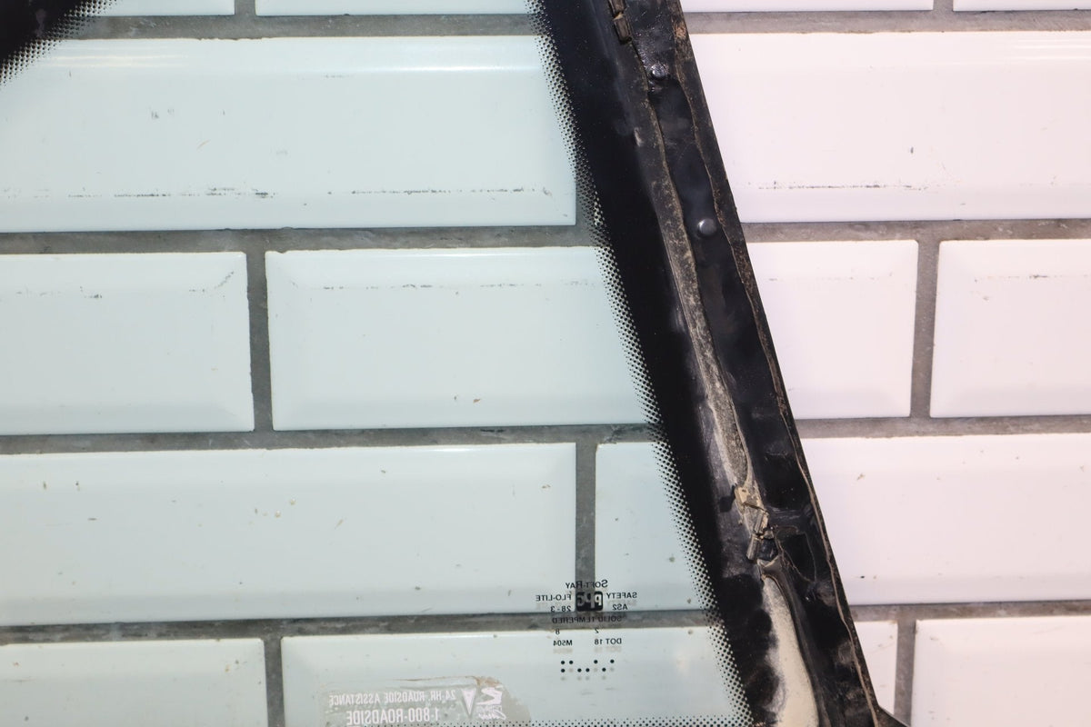 88-96 Pontiac Grand Prix Coupe Left Quarter Glass Sail