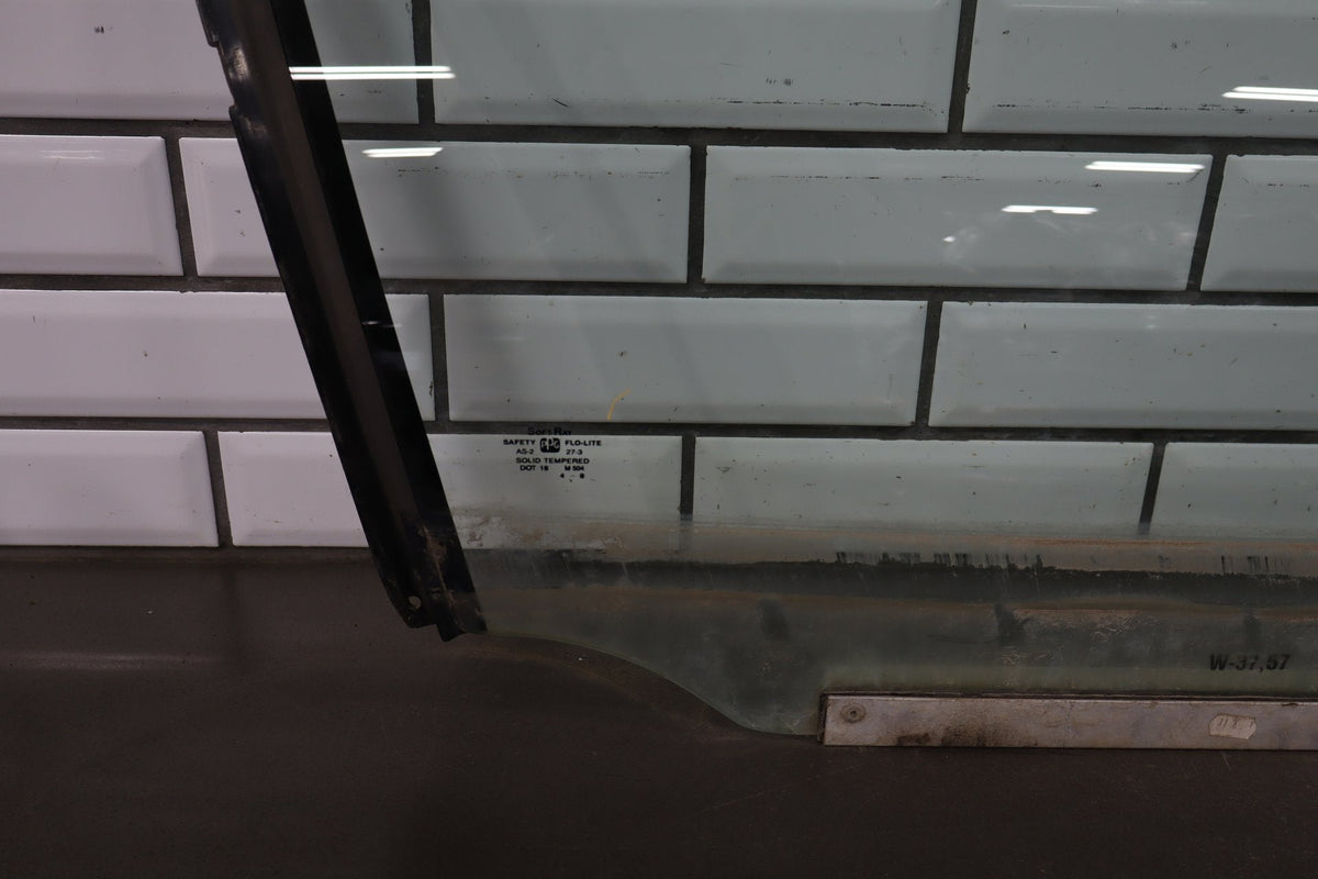 88-96 Pontiac Grand Prix Coupe Right Door Glass