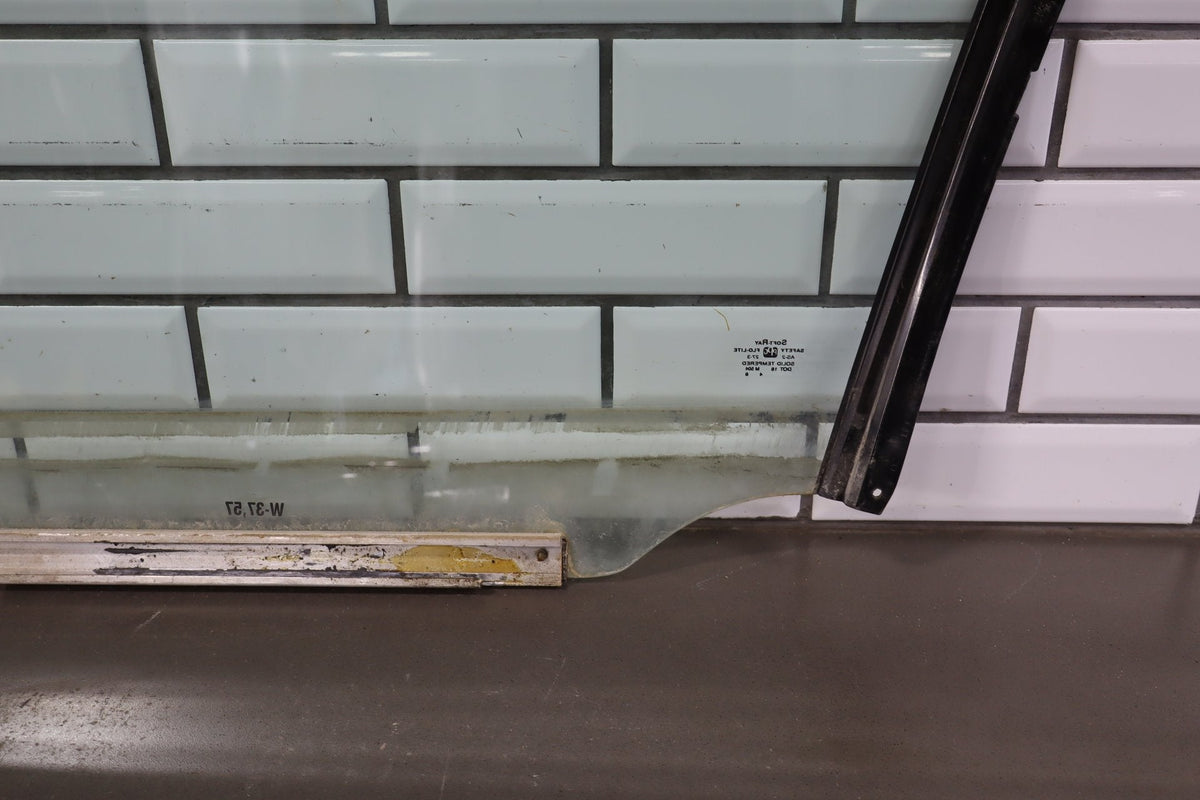 88-96 Pontiac Grand Prix Coupe Right Door Glass