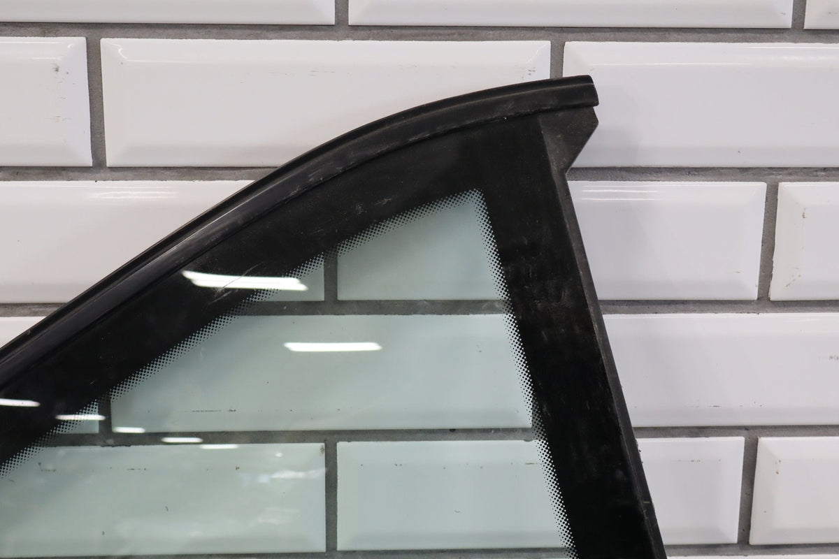 88-96 Pontiac Grand Prix Coupe Right Quarter Glass Sail