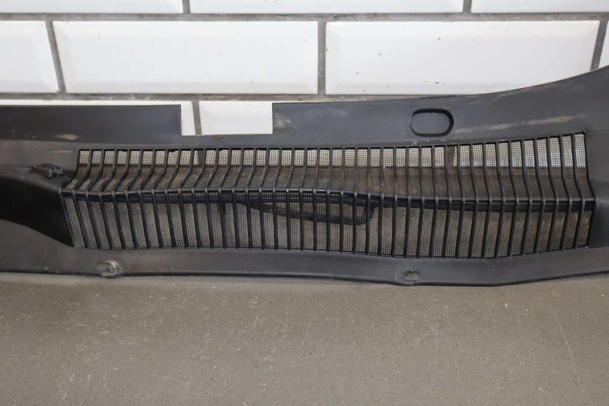 88-96 Pontiac Grand Prix Cowl Vent Panel Black Textured