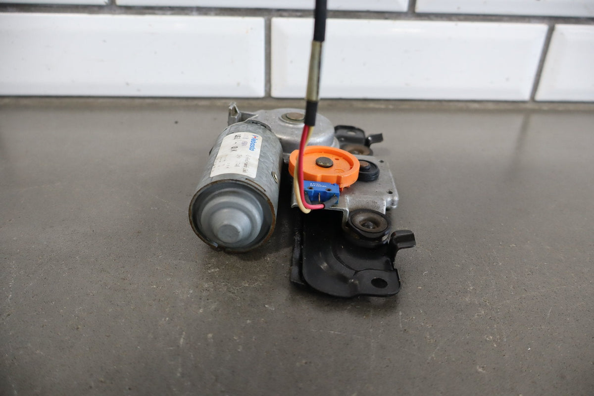 88-96 Pontiac Grand Prix Sunroof Motor Only Tested
