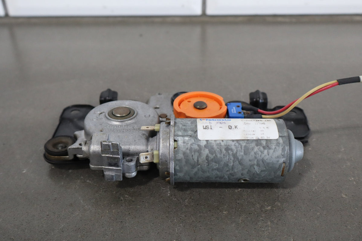88-96 Pontiac Grand Prix Sunroof Motor Only Tested