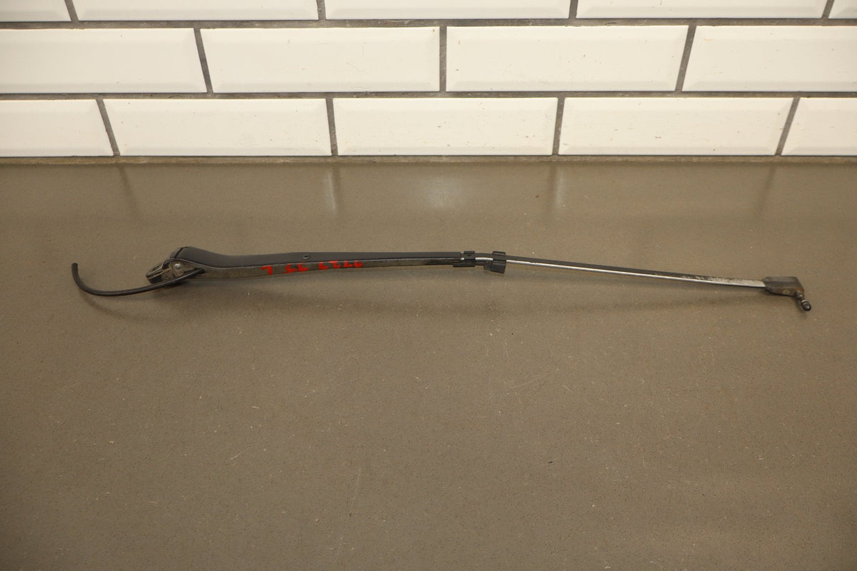 88-96 Pontiac Grand Prix Wiper Arm Pair No Blades