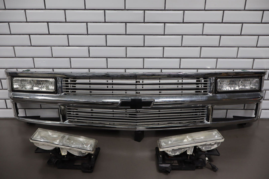 88 - 98 Chevy C/K Truck Chrome Grille with Lights