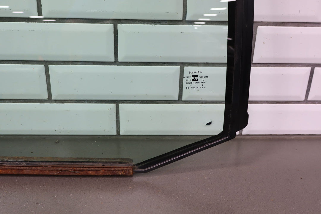 88 - 98 Chevy C/K Truck GMT400 Driver Left LH Door Glass/Window OEM