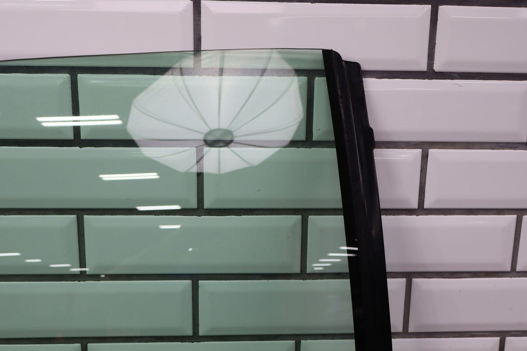 88 - 98 Chevy C/K Truck GMT400 Driver Left LH Door Glass/Window OEM