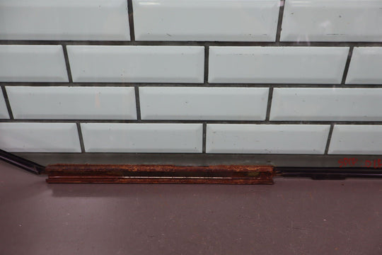 88 - 98 Chevy C/K Truck GMT400 Driver Left LH Door Glass/Window OEM