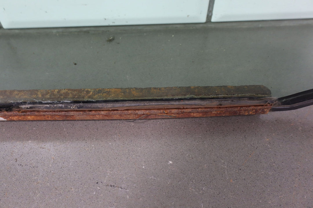 88 - 98 Chevy C/K Truck GMT400 Driver Left LH Door Glass/Window OEM