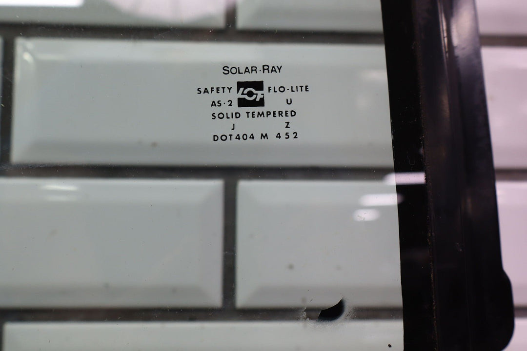 88 - 98 Chevy C/K Truck GMT400 Driver Left LH Door Glass/Window OEM