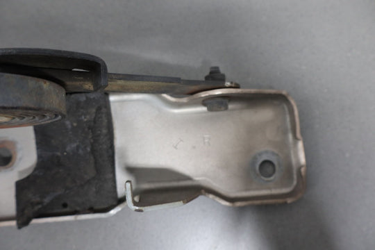 88 - 98 Chevy C/K Truck GMT400 OBS OEM Hood Hinges Left/Right (Light Autumnwood)