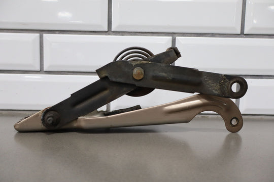 88 - 98 Chevy C/K Truck GMT400 OBS OEM Hood Hinges Left/Right (Light Autumnwood)