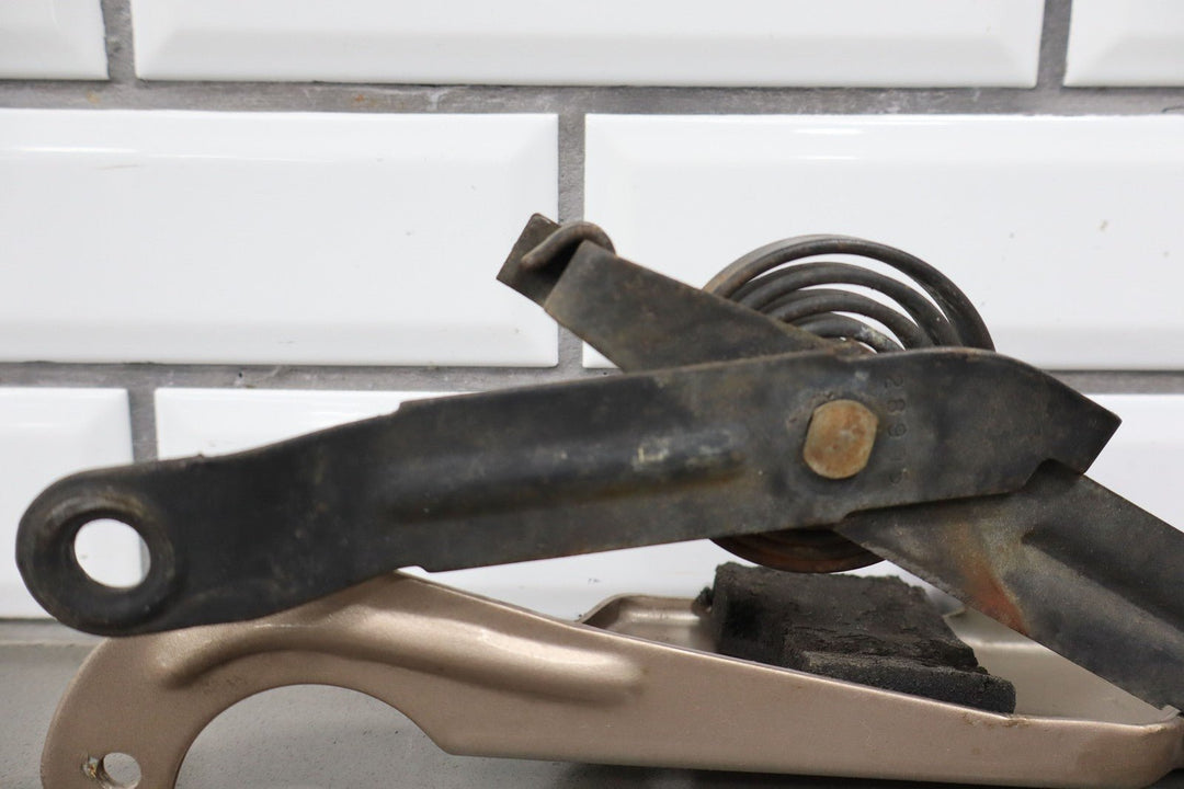 88 - 98 Chevy C/K Truck GMT400 OBS OEM Hood Hinges Left/Right (Light Autumnwood)