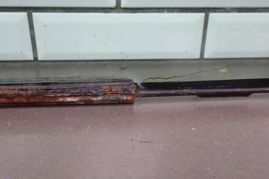 88 - 98 Chevy C/K Truck GMT400 Passenger Right RH Door Glass/Window OEM