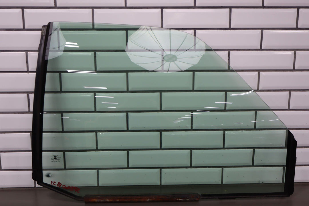 88 - 98 Chevy C/K Truck GMT400 Passenger Right RH Door Glass/Window OEM