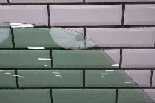 88 - 98 Chevy C/K Truck GMT400 Passenger Right RH Door Glass/Window OEM