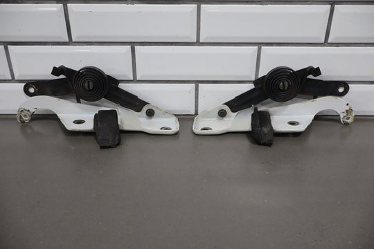88 - 98 Chevy C/K Truck SUV OBS GMT400 Hood Hinges Left/Right White