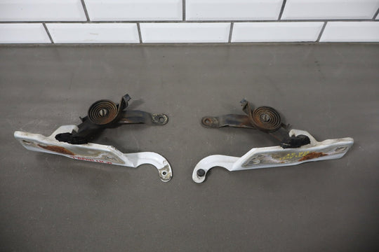88 - 98 Chevy C/K Truck SUV OBS GMT400 Hood Hinges Left/Right White