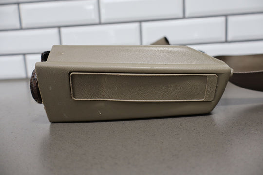 88 - 98 Chevy GMC C/K Truck Driver Left Front Seat Belt Retractor (Neutral)