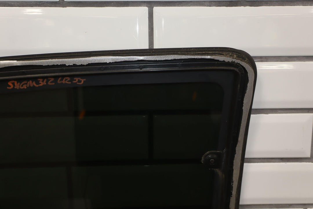 88 - 98 Chevy GMC GMT400 Extended Cab Left LH Rear Quarter Glass / Window