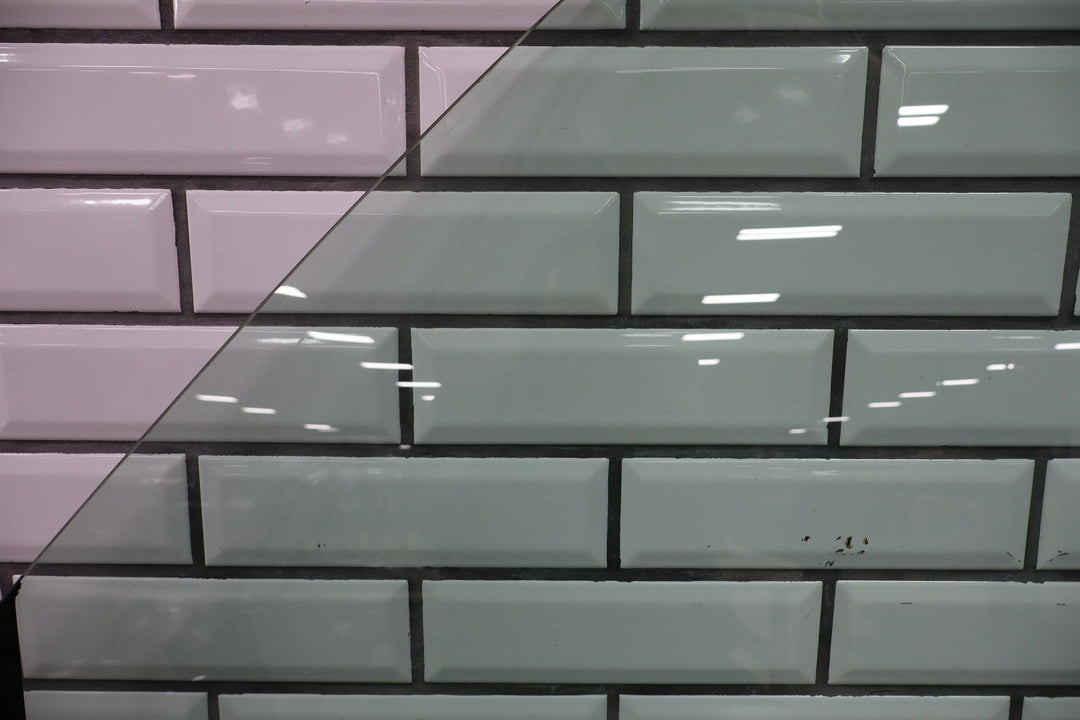 88 - 98 Chevy GMC Truck C/K OBS Driver Left Front Door Glass/Window OEM