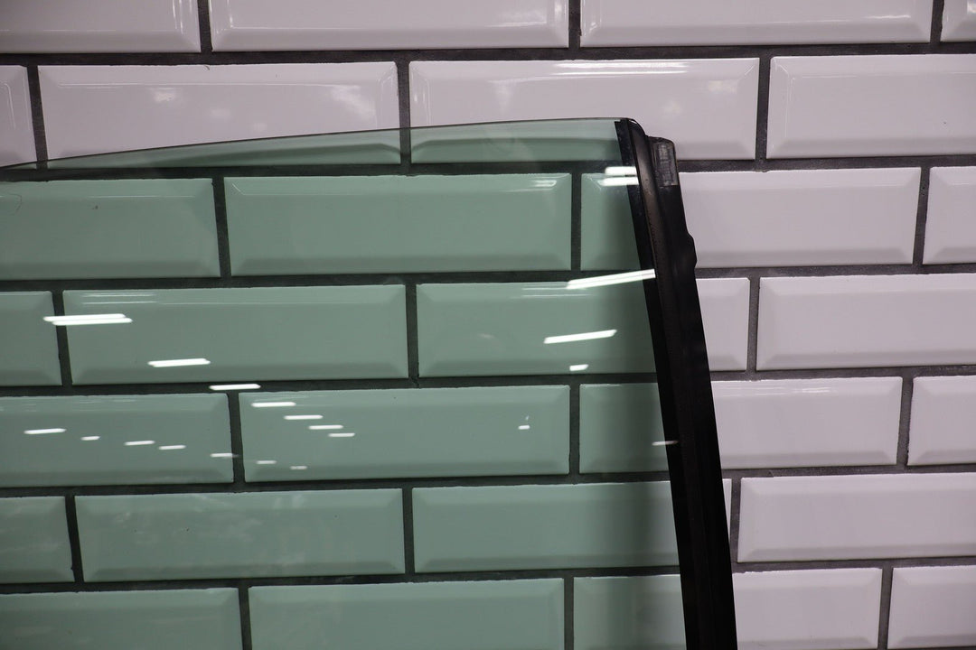 88 - 98 Chevy GMC Truck C/K OBS Driver Left Front Door Glass/Window OEM