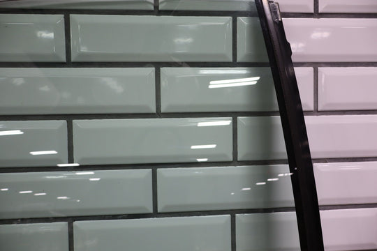 88 - 98 Chevy GMC Truck C/K OBS Driver Left Front Door Glass/Window OEM