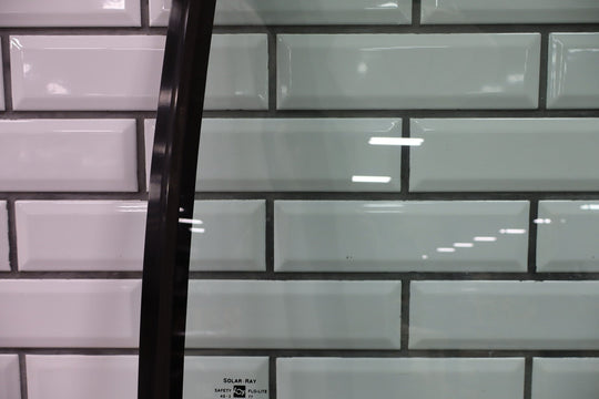 88 - 98 Chevy GMC Truck C/K OBS Passenger Right Front Door Glass/Window OEM