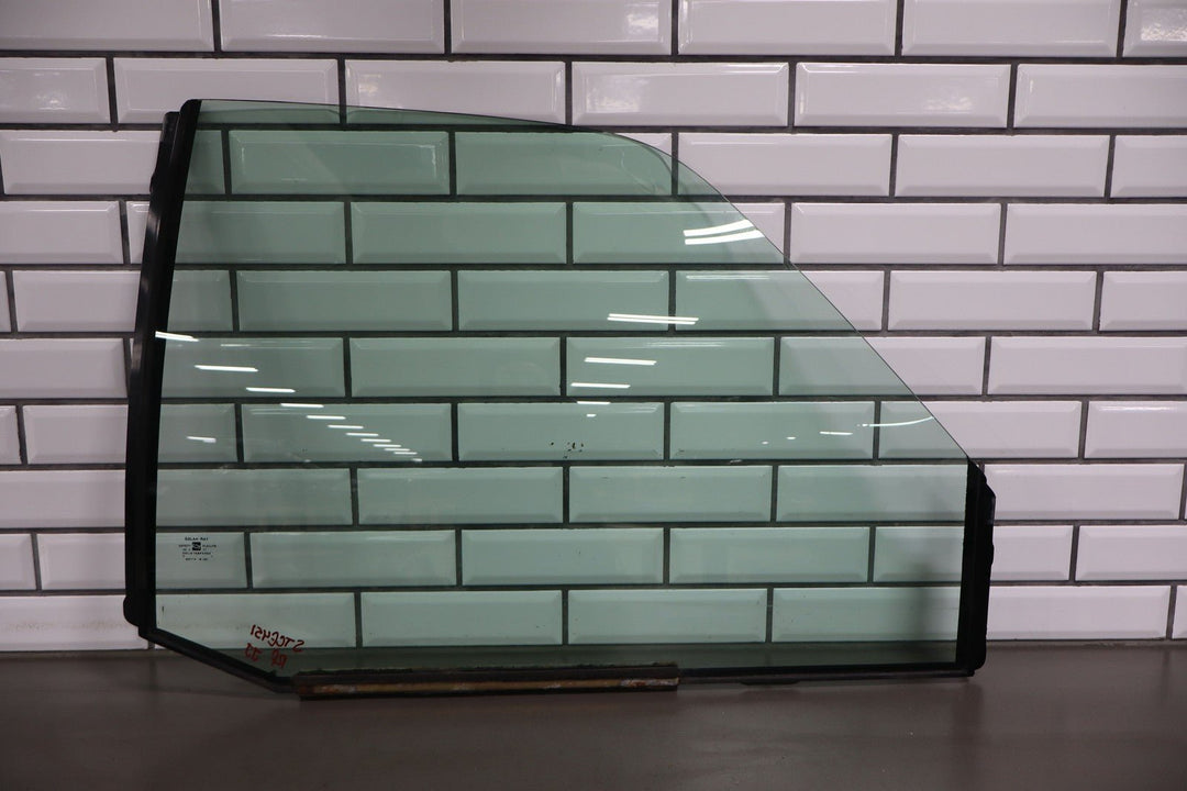 88 - 98 Chevy GMC Truck C/K OBS Passenger Right Front Door Glass/Window OEM