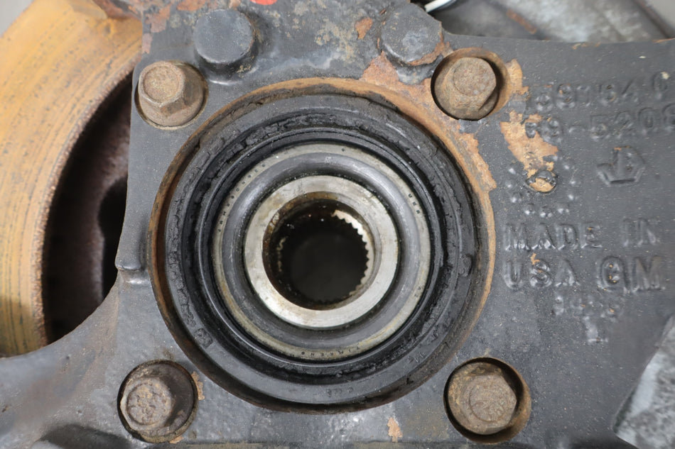 1996-1999 GMC Suburban Left Front Spindle 18060567