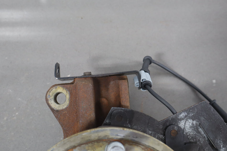 2011 Chevrolet Suburban 1500- Right Front Spindle