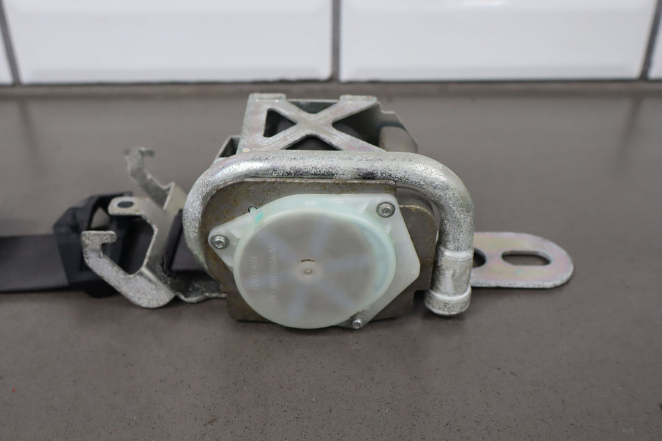 2008 Dodge Charger- Front Seat Belt