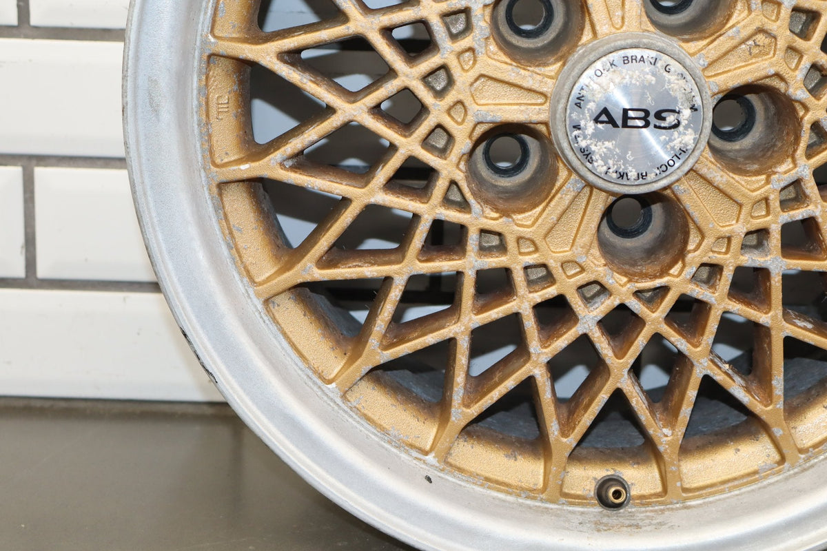 89-96 Pontiac Grand Prix 16x8 Mesh Alloy Wheel RH Front