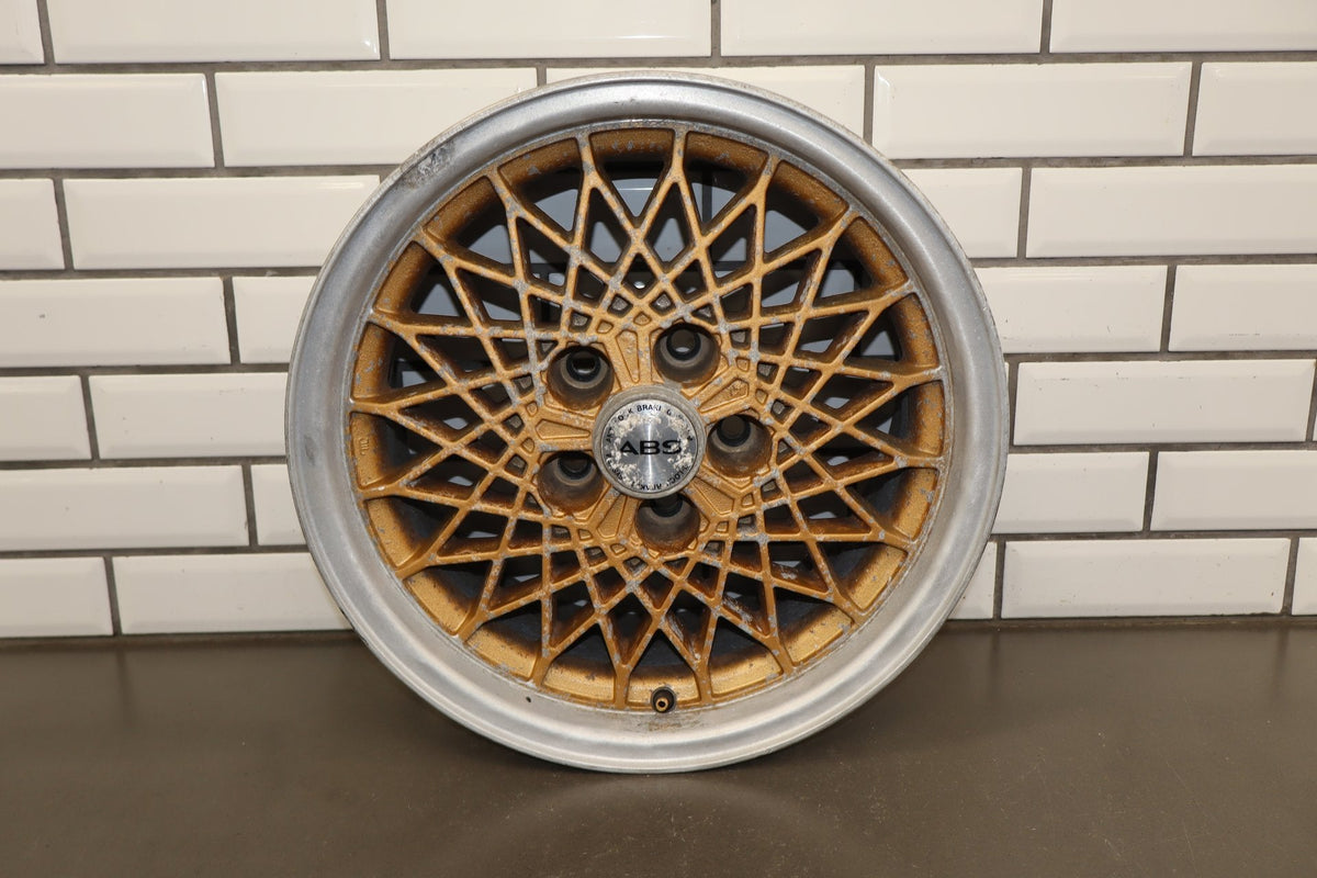 89-96 Pontiac Grand Prix 16x8 Mesh Alloy Wheel RH Front
