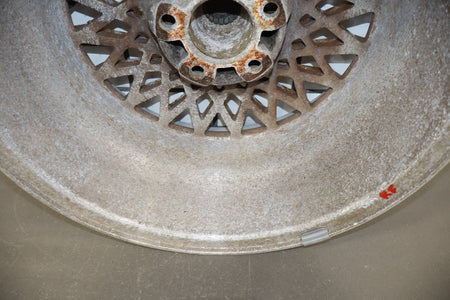 89-96 Pontiac Grand Prix 16x8 Mesh Alloy Wheel RH Front