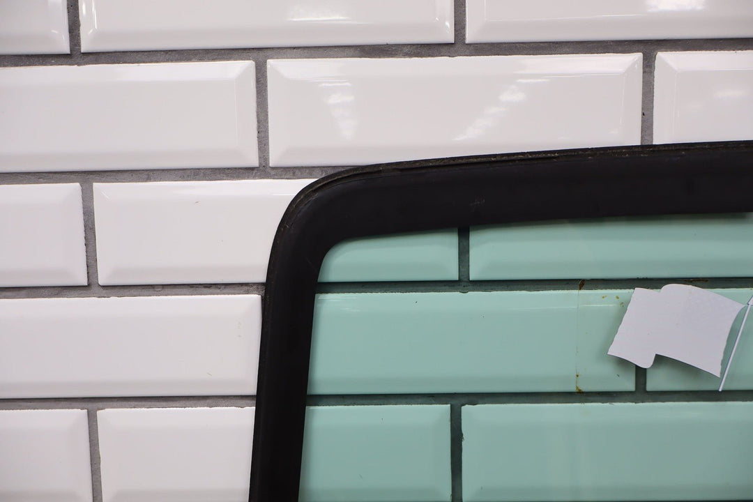 89 - 98 Chevy C/K Truck Extended Cab Left Rear Glass/Window Moveable OEM